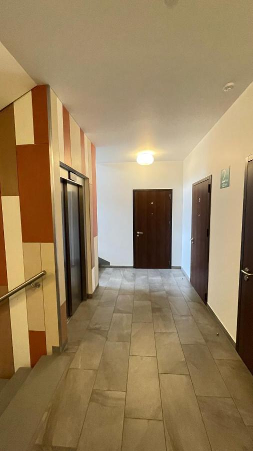 Hugo Apartment & Parking Riga Exterior foto